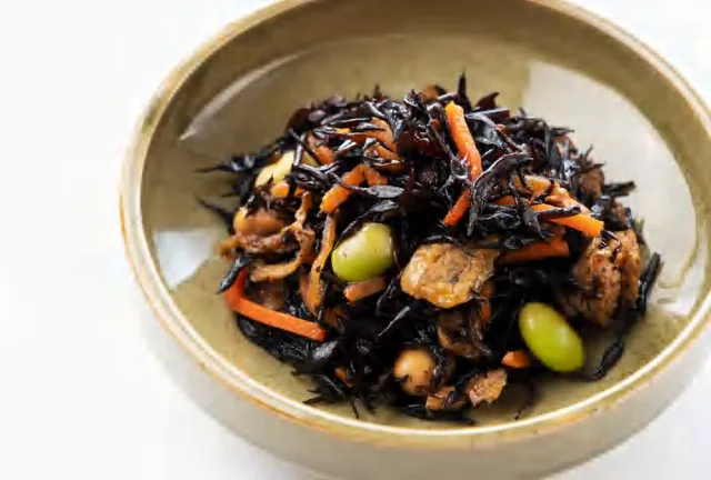 香煎牛肉烩羊栖菜